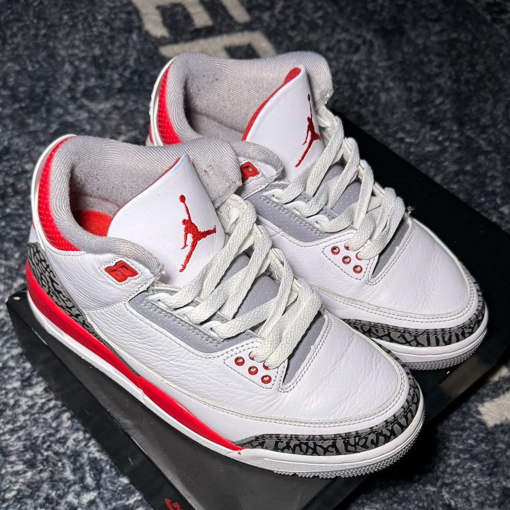 Air Jordan 3 Retro 'Fire Red' 2022